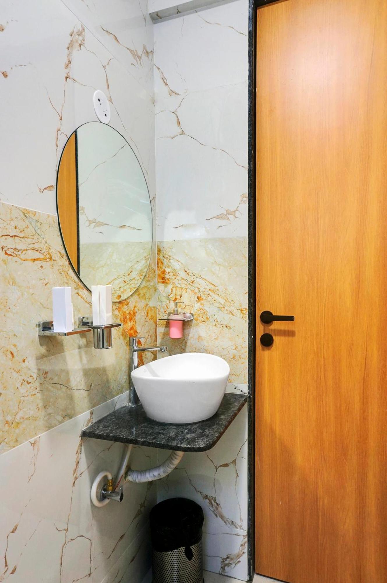 Palm Suites Baner- Indian Nationals Only Poona Buitenkant foto